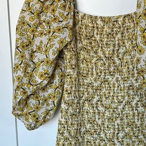 Yellow floral RHODE dress worn only one time. In excellent condition!
